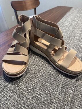 Jeossy gladiator style wedge sandals